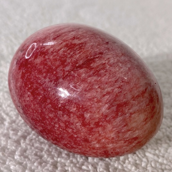 Vintage Polished Red Stone Egg - Picture 7 of 10